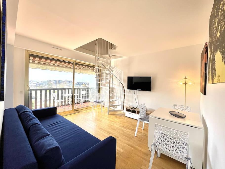 Le Castel 1 C.L.S Deauville Exteriör bild